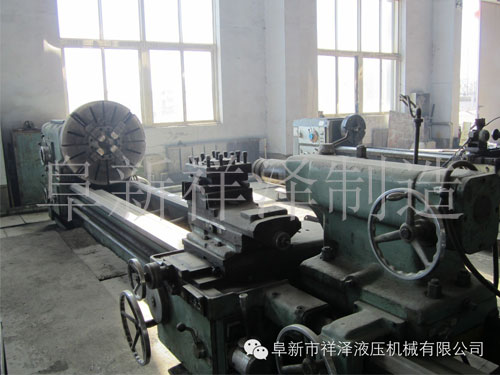 普車(chē)CW6163C 最大工件長(zhǎng)度3米、最大工件回轉(zhuǎn)直徑630mm